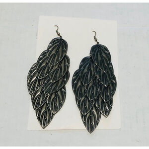 Vintage Feathered Leaves Hook Earrings Silver Metal Jewelry
